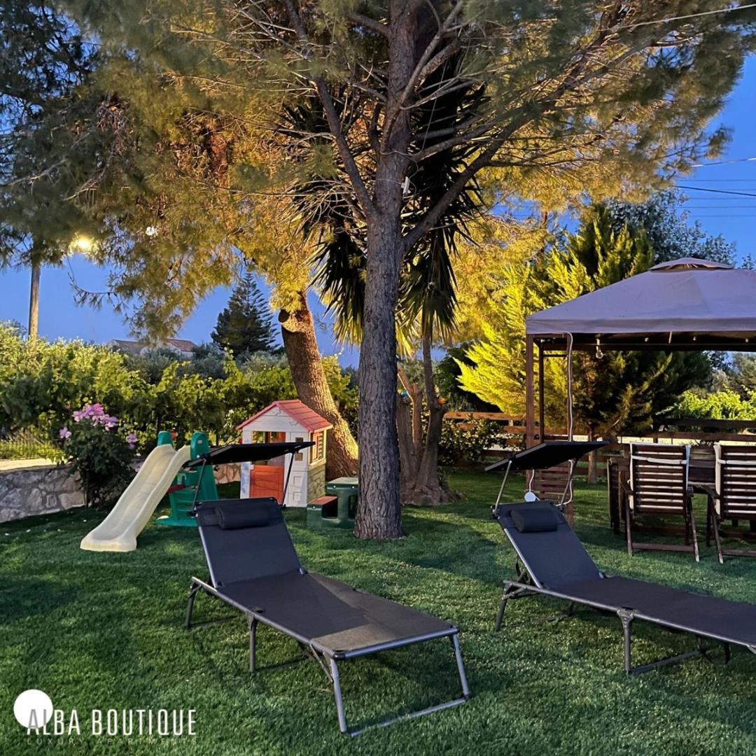 לגאנאס Alba Boutique Apartments מראה חיצוני תמונה