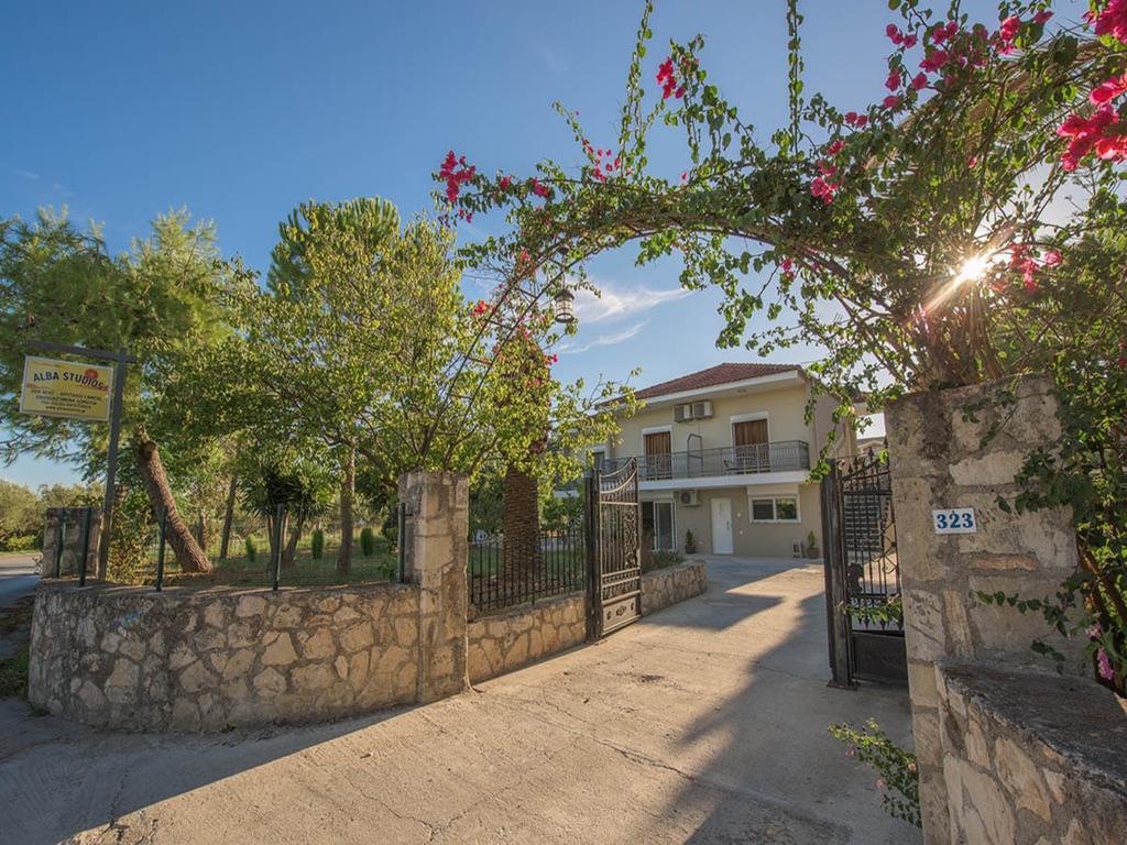לגאנאס Alba Boutique Apartments מראה חיצוני תמונה
